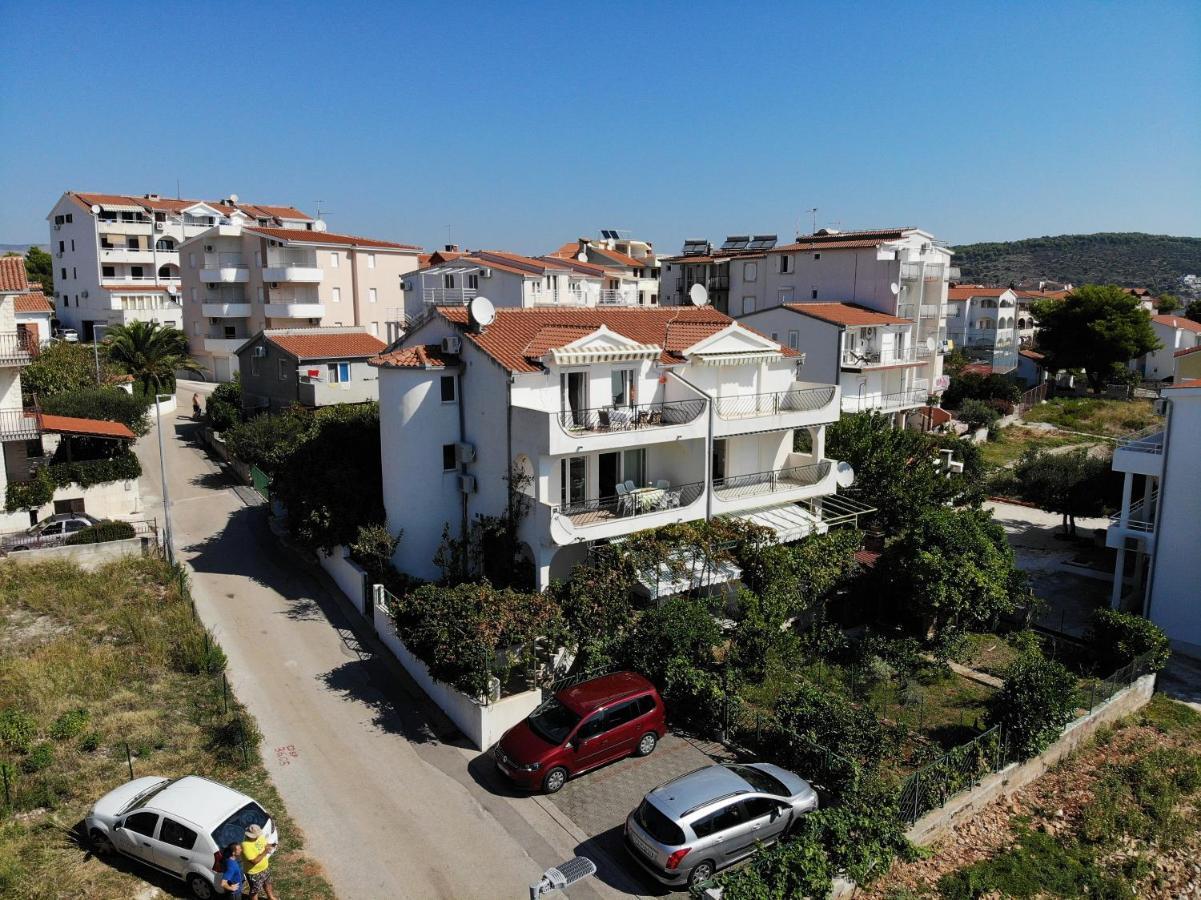 Villa Prelesnik Trogir Exterior foto